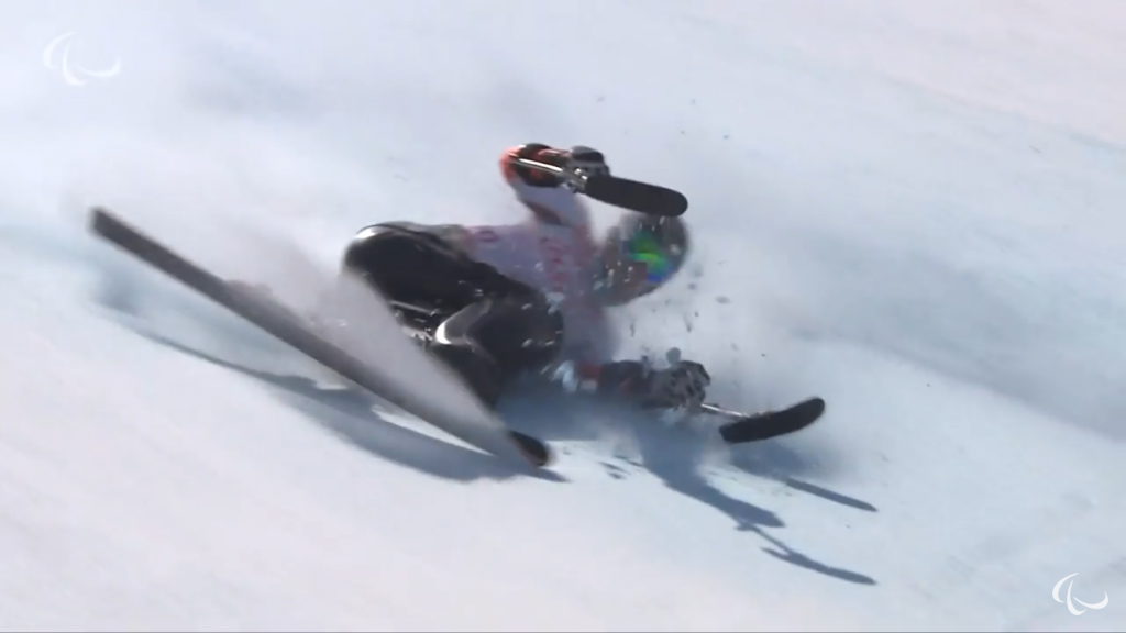 Georg Kreiter bei den Paralympics 2018 in PyeongChang. Der Sturz
