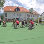 Rollstuhlbasketball am Tennisplatz vom UKM